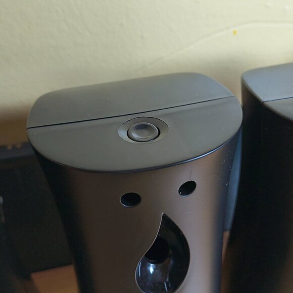 ✨ 4x AIR FRESHENER HANGABLE WALL DISPENSERS with REMOTES✨ - Picture 3 of 4